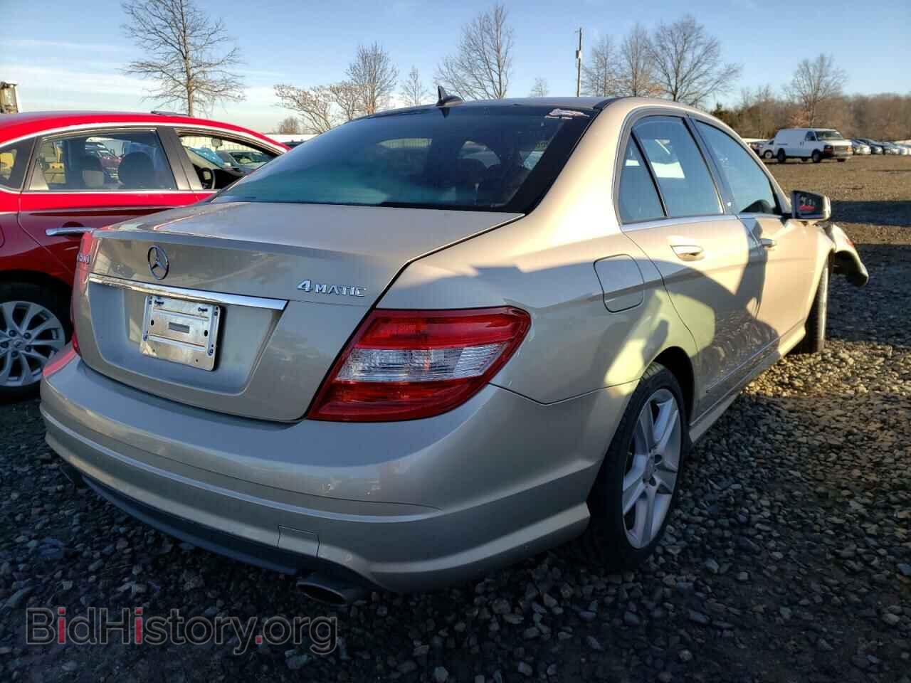 2011 MERCEDES-BENZ C-CLASS - VIN: WDDGF8BB6BR150497 - Фото 4