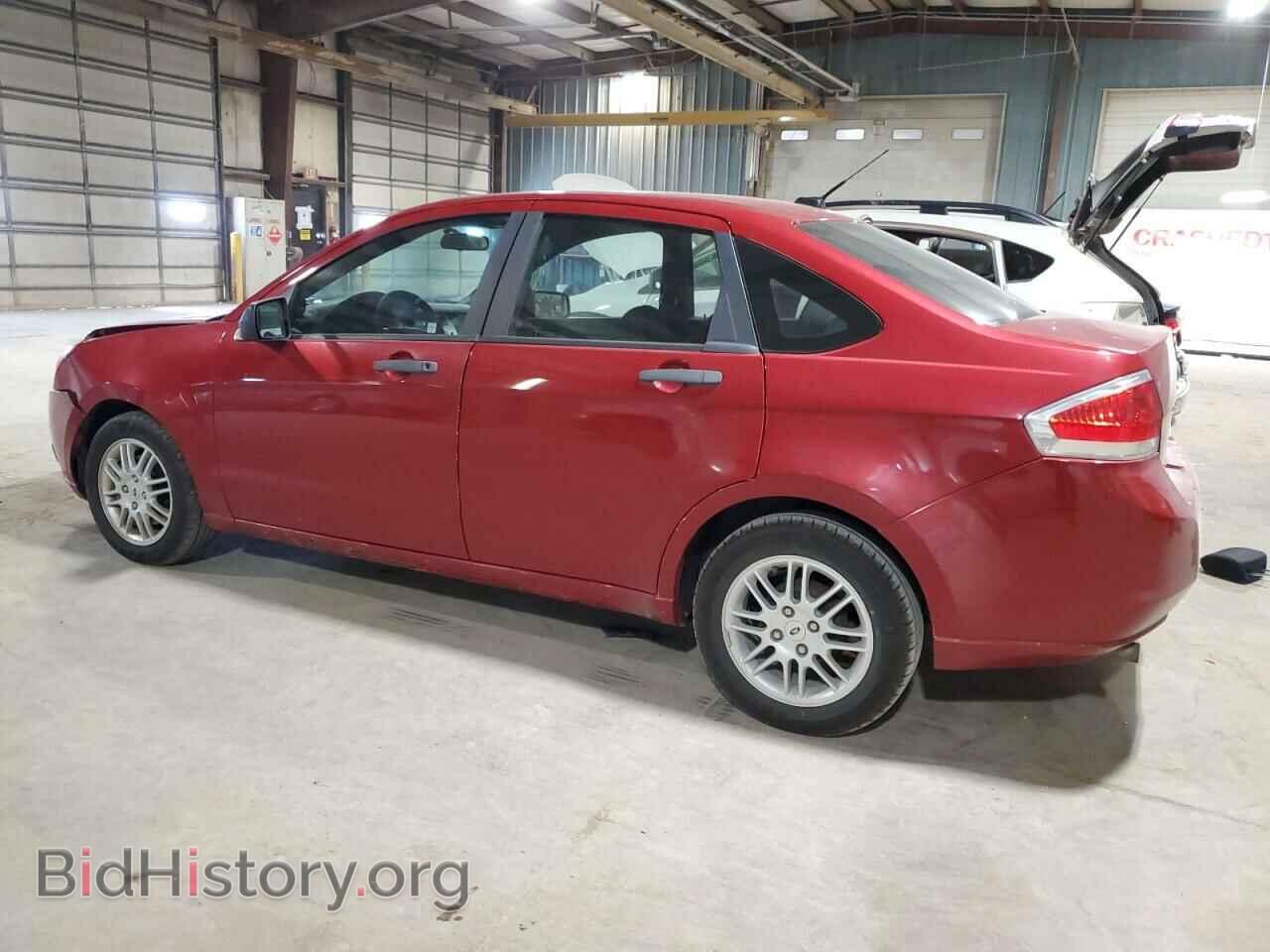 2011 FORD FOCUS - VIN: 1FAHP3FN2BW152595 - Фото 2