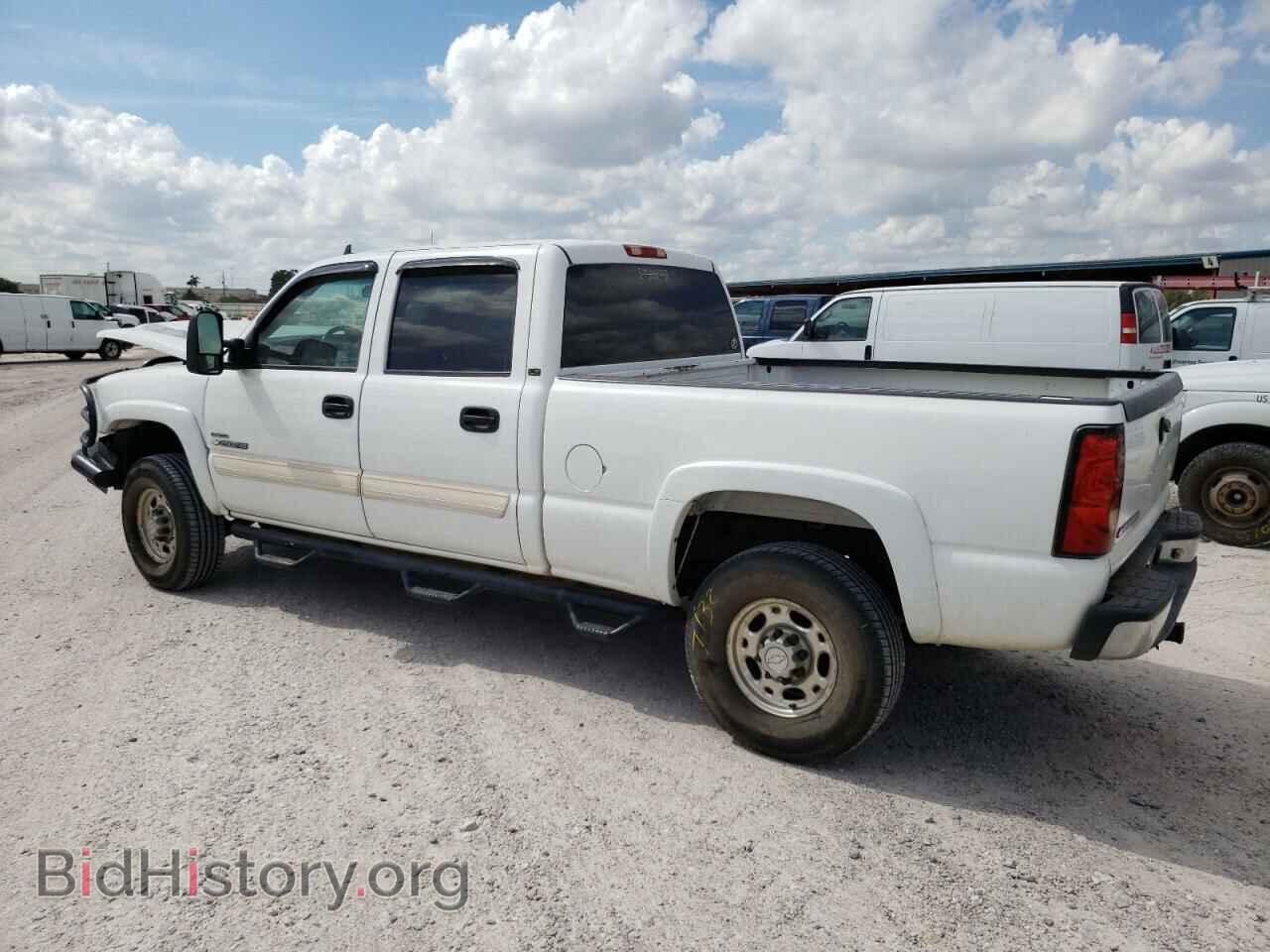 2006 CHEVROLET ALL Models - VIN: 1GCHC23D46F243658 - Фото 2