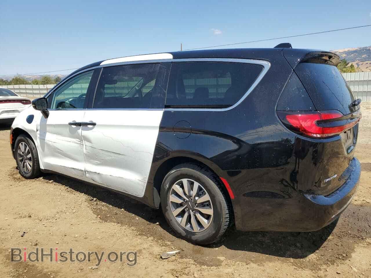 2024 CHRYSLER PACIFICA - VIN: 2C4RC1S74RR130851 - Photo 2
