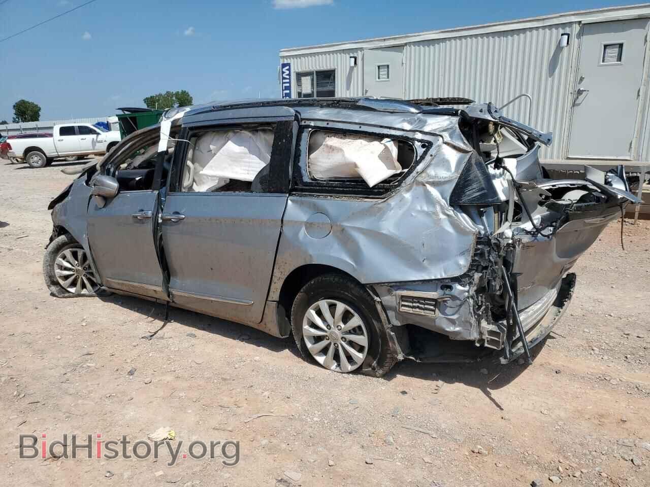 2019 CHRYSLER PACIFICA - VIN: 2C4RC1BG1KR547981 - Фото 2