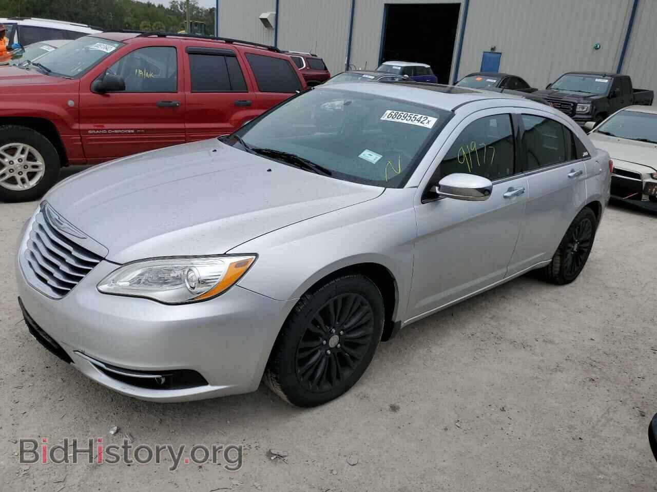 Фотография 1C3CCBCBXCN263198 - CHRYSLER 200 2012