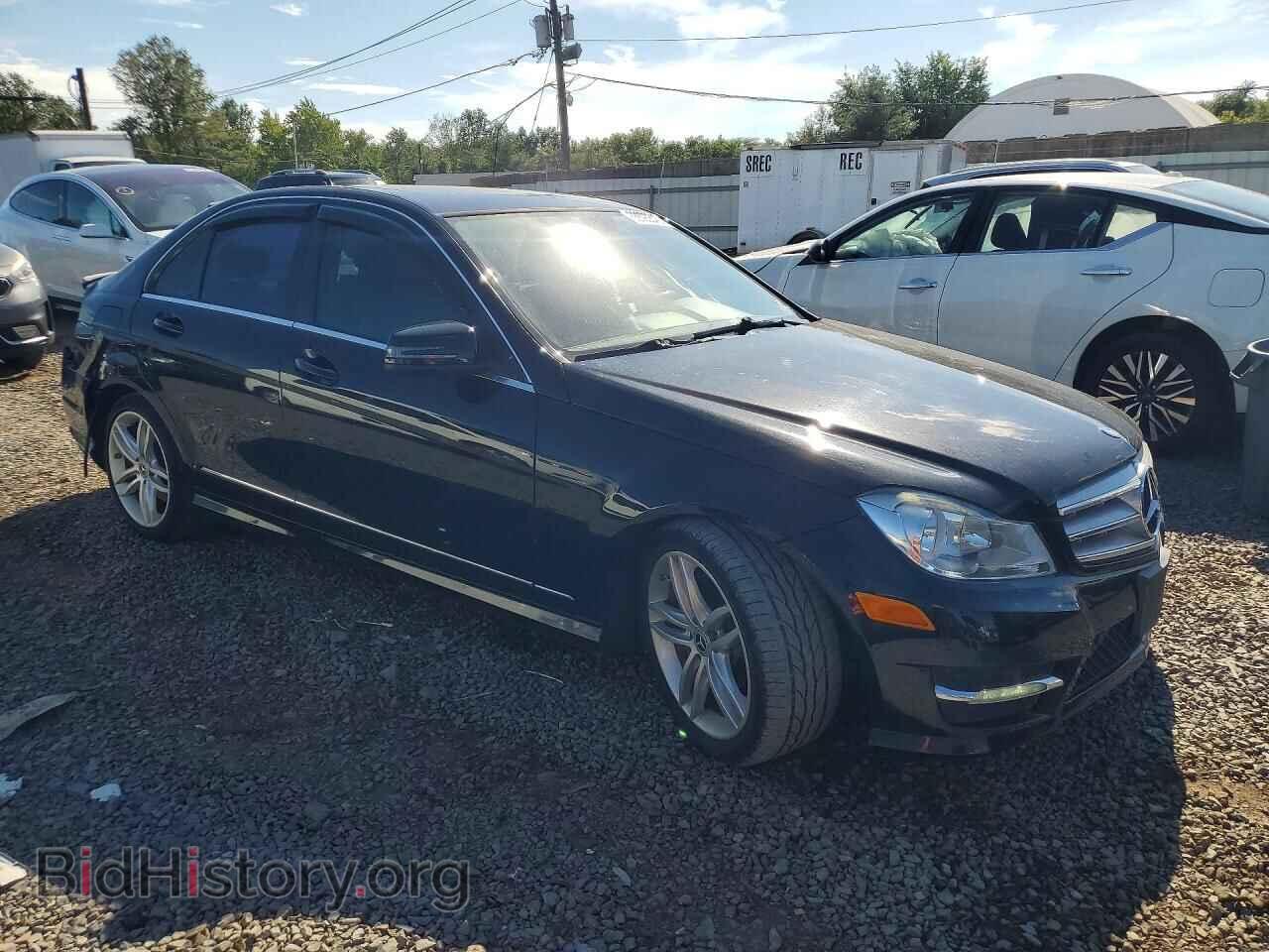 2013 MERCEDES-BENZ C-CLASS - VIN: WDDGF8AB9DR246046 - Фото 4