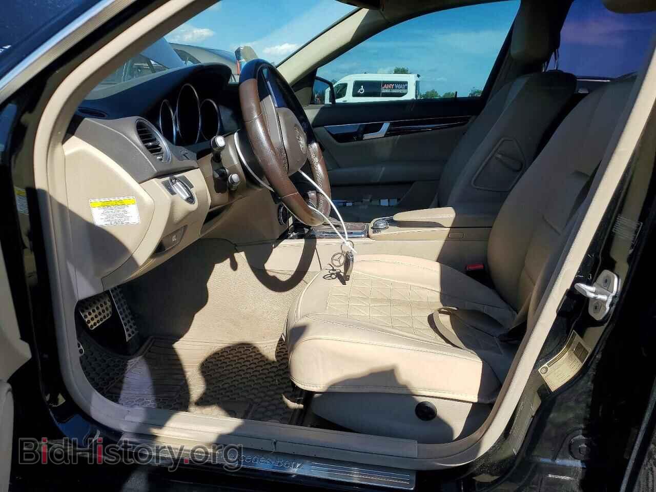 2013 MERCEDES-BENZ C-CLASS - VIN: WDDGF8AB9DR246046 - Фото 7