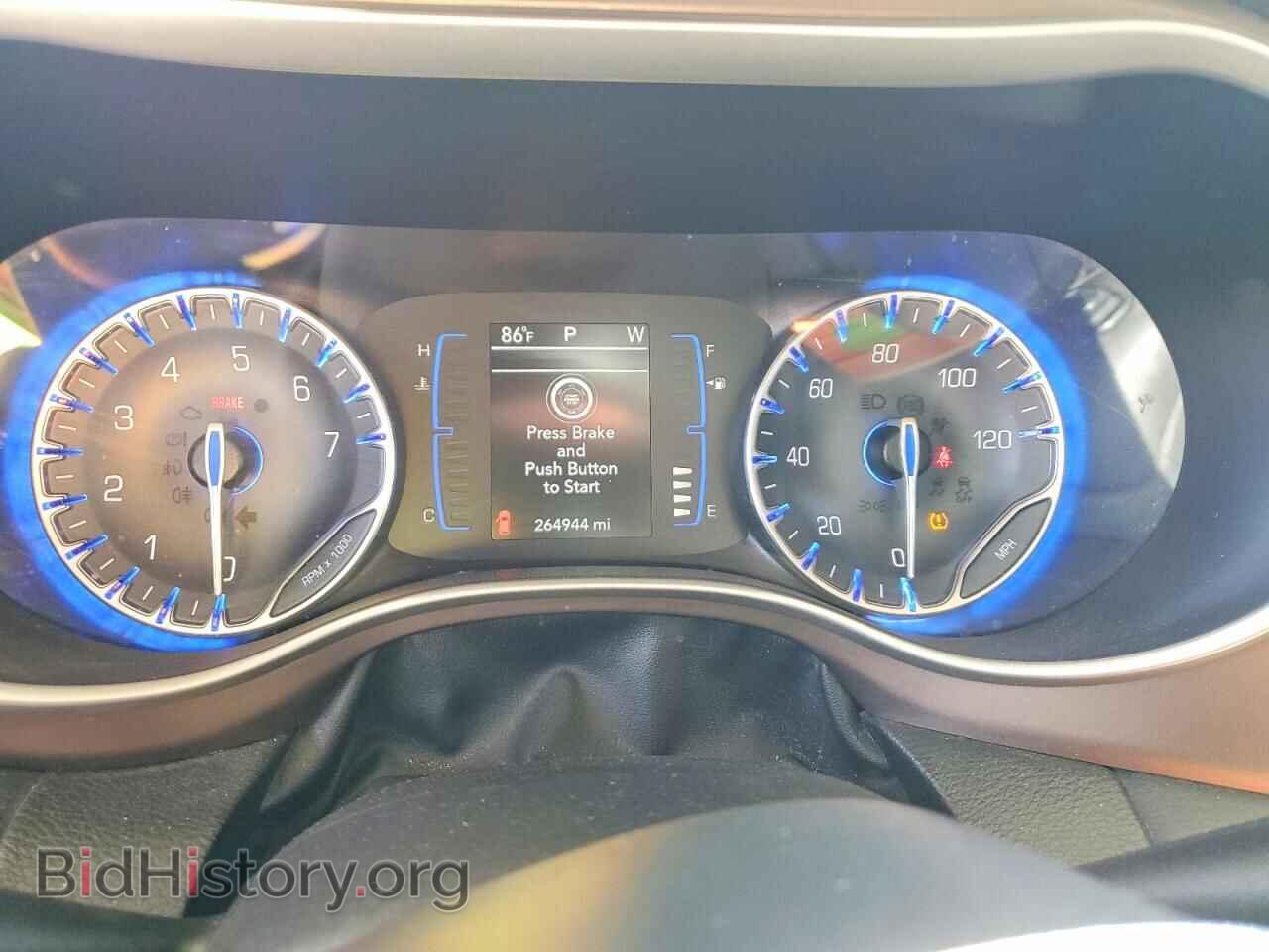 2018 CHRYSLER PACIFICA - VIN: 2C4RC1DG3JR136237 - Photo 9