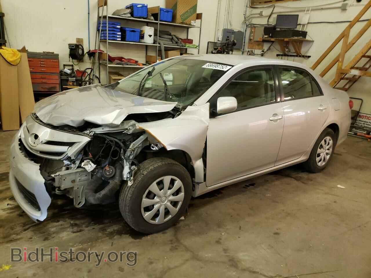 Photo 2T1BU4EEXBC752032 - TOYOTA COROLLA 2011