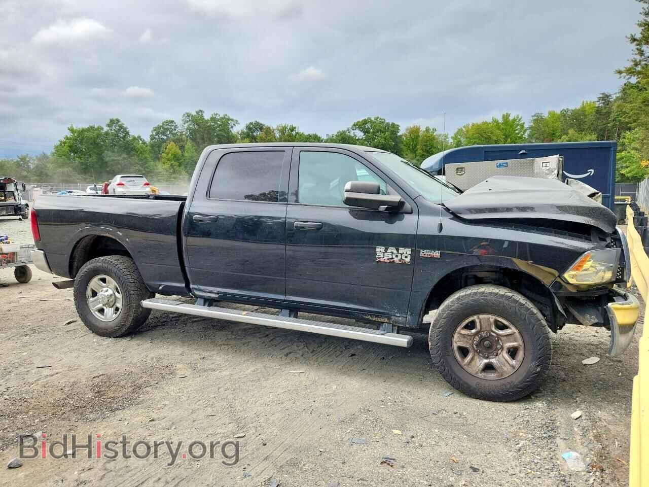 2017 RAM 3500 - VIN: 3C63R3CJ7HG736487 - Photo 4