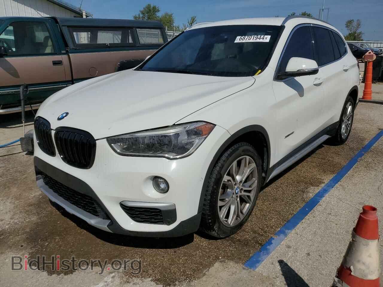 Photo WBXHT3C33H5F83587 - BMW X1 2017