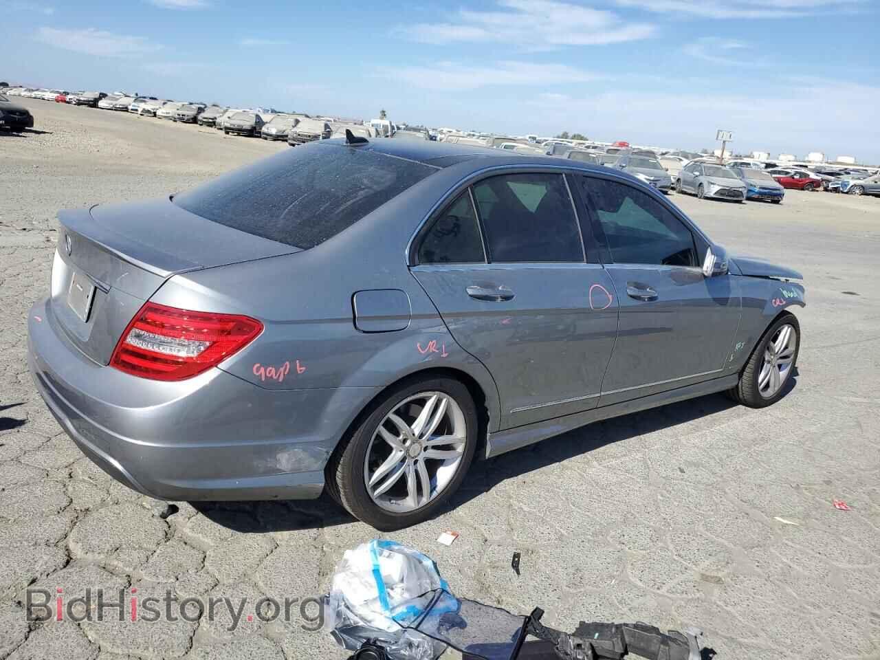 2014 MERCEDES-BENZ C-CLASS - VIN: WDDGF4HB0EA965068 - Фото 3