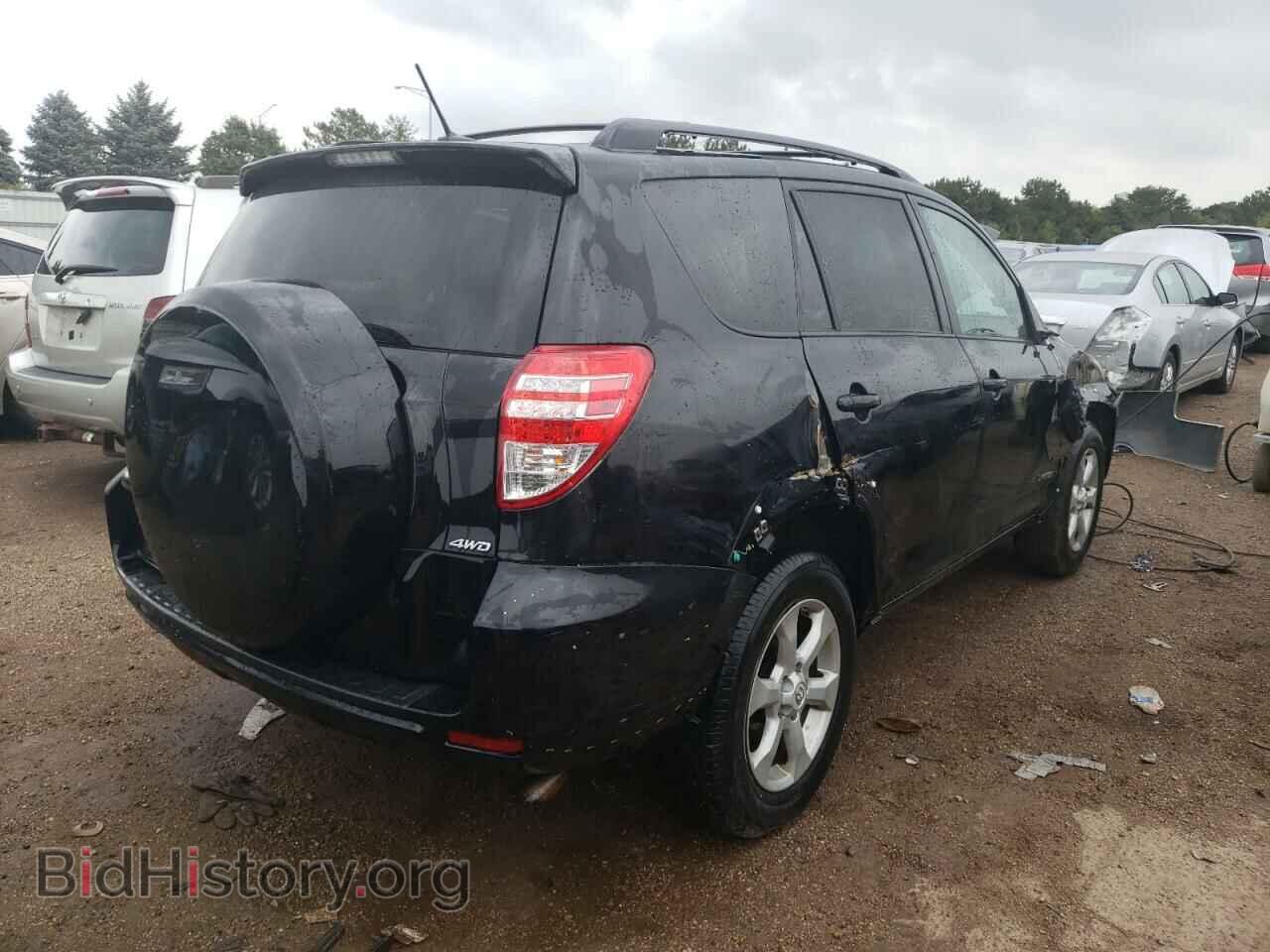 2011 TOYOTA RAV4 - VIN: 2T3DF4DV8BW103744 - Фото 3