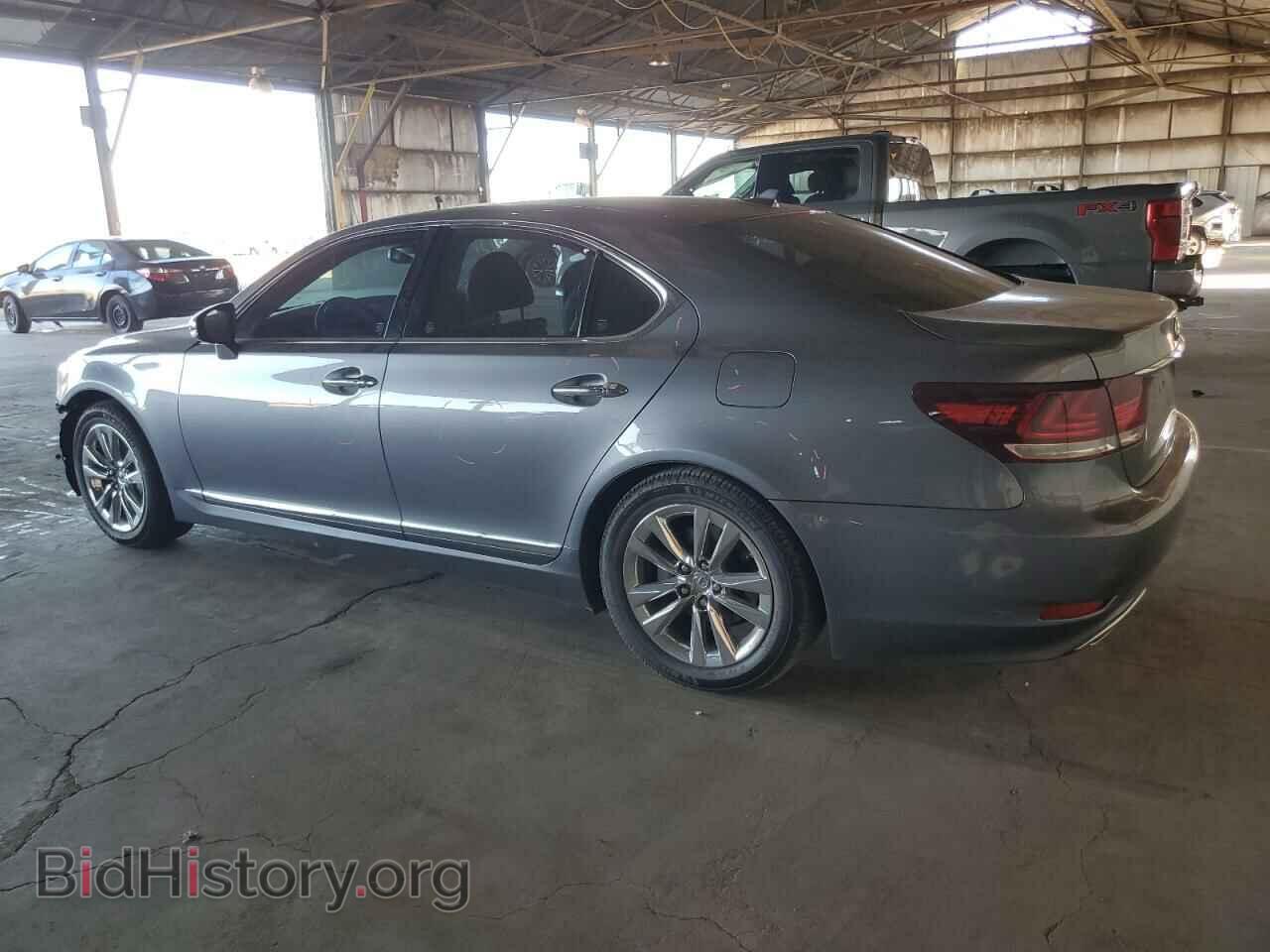 2013 LEXUS LS460 - VIN: JTHBL5EF2D5123896 - Photo 2