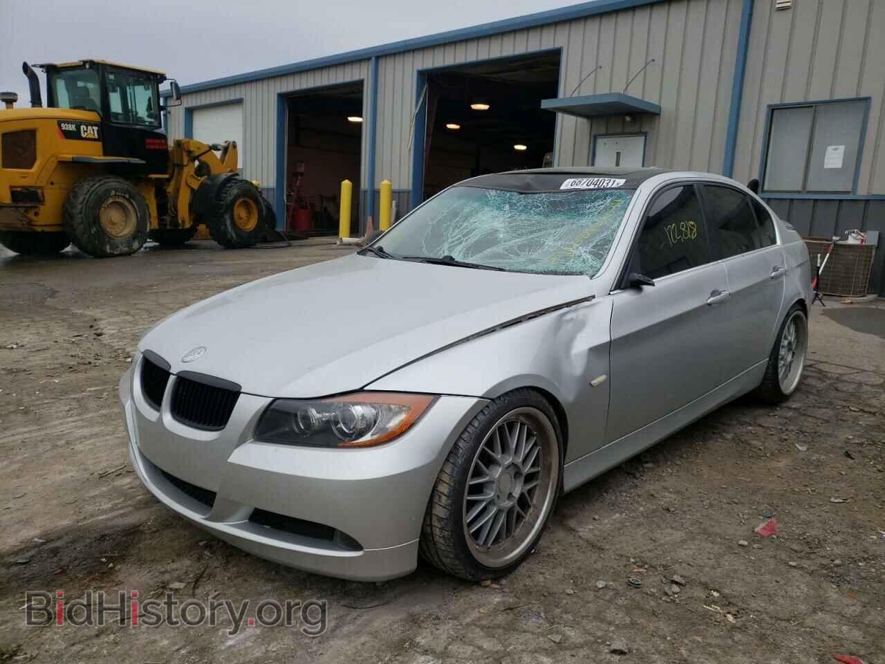 2007 BMW 3 SERIES - VIN: WBAVB73537P100298 - Фото 2