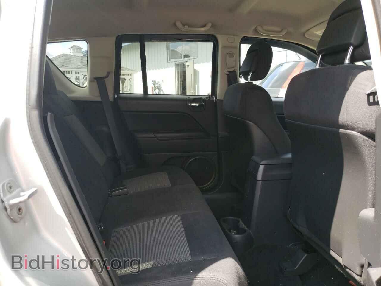 2011 JEEP COMPASS - VIN: 1J4NF1FB3BD280666 - Photo 10
