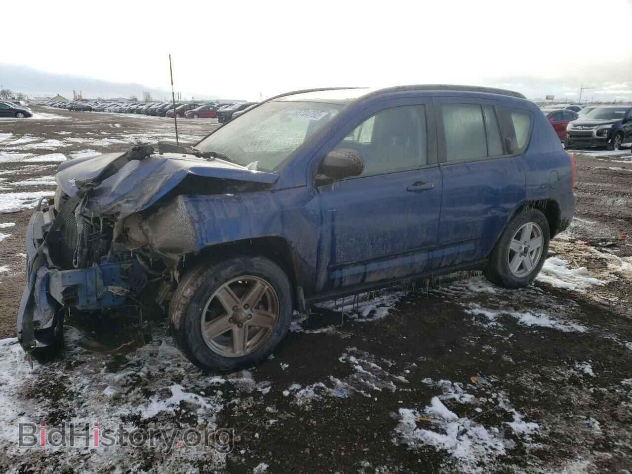 Photo 1J4NF4FB7AD570344 - JEEP COMPASS 2010