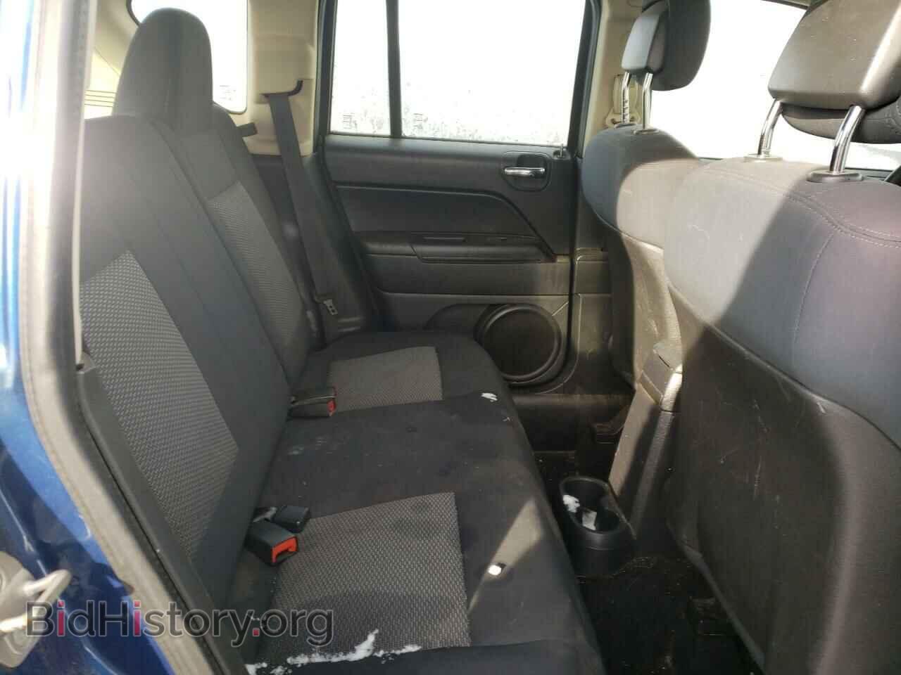 2010 JEEP COMPASS - VIN: 1J4NF4FB7AD570344 - Photo 11