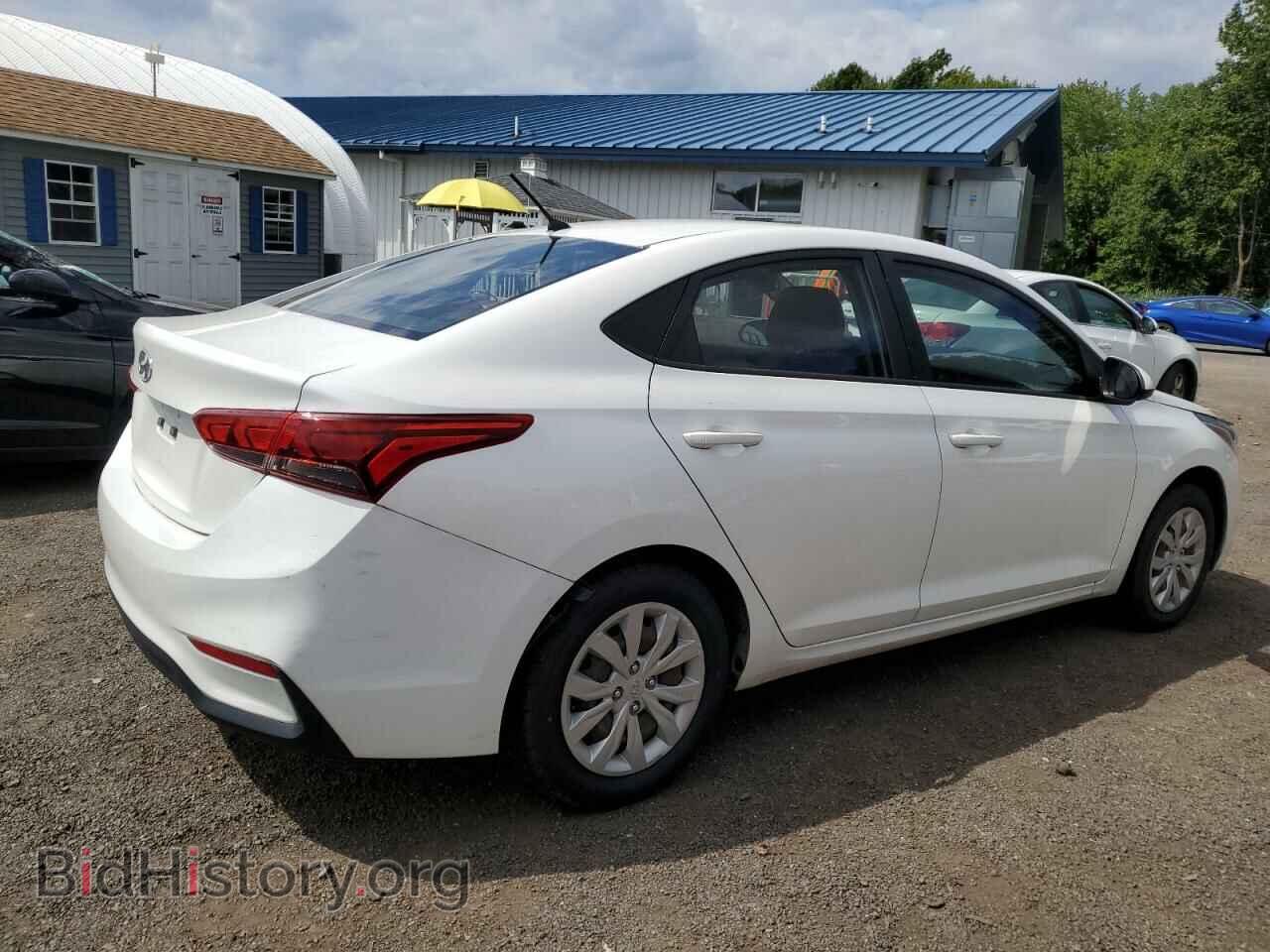 2019 HYUNDAI ACCENT - VIN: 3KPC24A38KE053157 - Фото 3