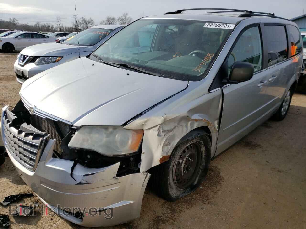2010 CHRYSLER MINIVAN - VIN: 2A4RR4DE4AR344488 - Фото 2