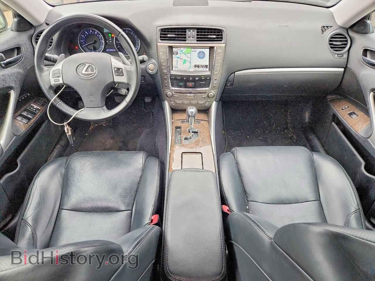 2011 LEXUS IS - VIN: JTHCF5C22B5049016 - Photo 8