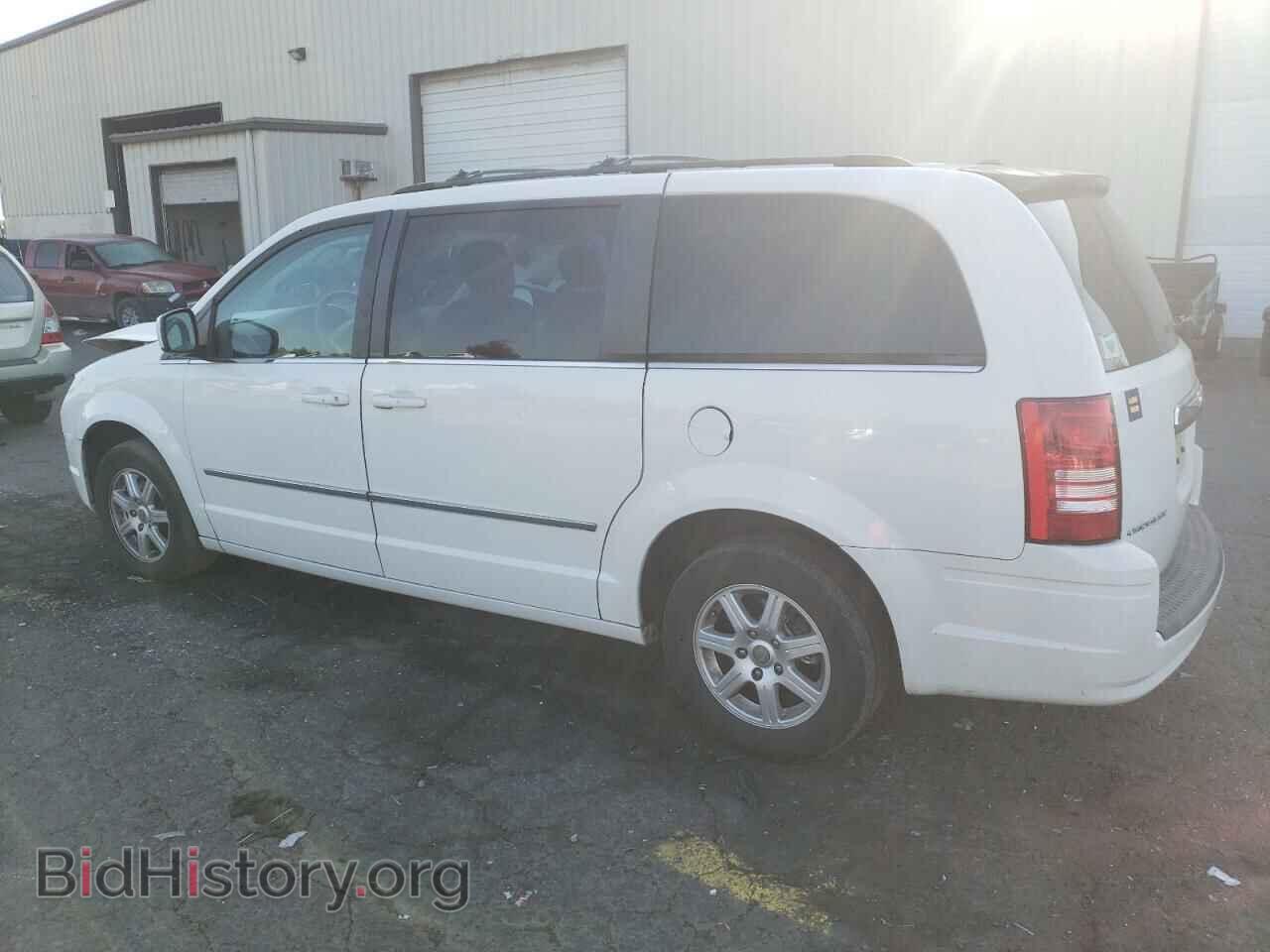 2010 CHRYSLER MINIVAN - VIN: 2A4RR5D16AR260479 - Фото 2