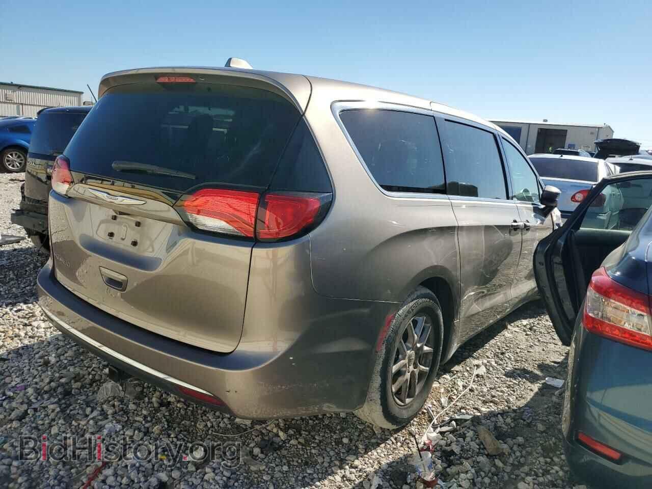 2017 CHRYSLER PACIFICA - VIN: 2C4RC1BGXHR770951 - Photo 3