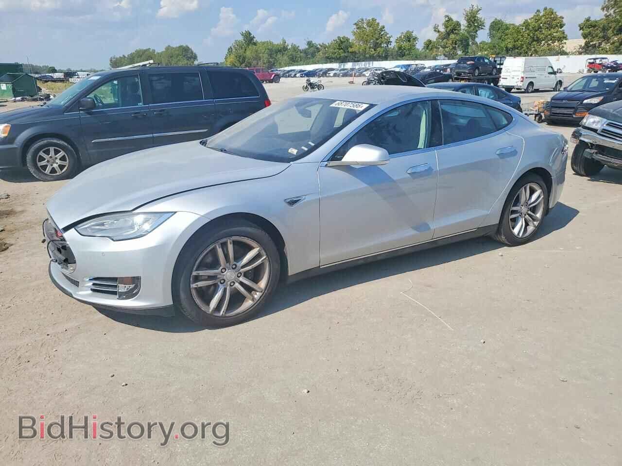 Фотография 5YJSA1H13EFP53152 - TESLA MODEL S 2014