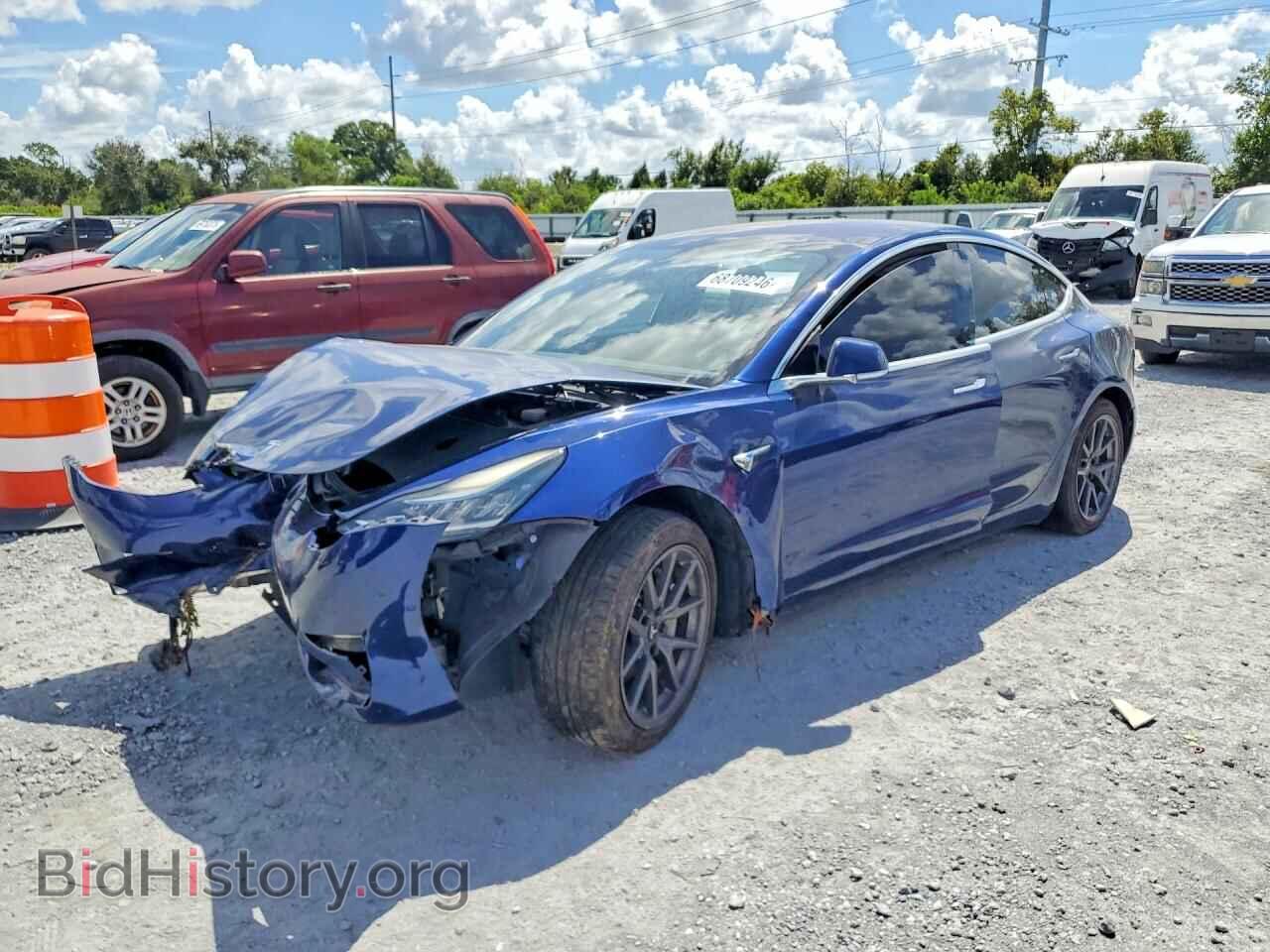 Фотография 5YJ3E1EA0JF026106 - TESLA MODEL 3 2018