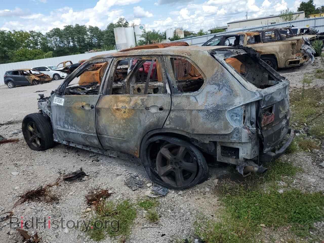 2010 BMW X5 - VIN: 5UXFE4C52AL379883 - Фото 2