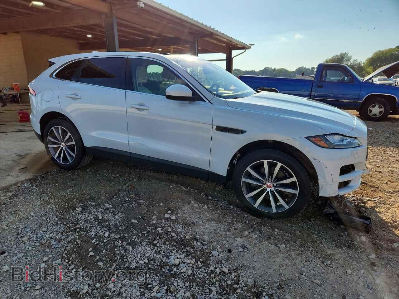 2017 JAGUAR F-PACE - VIN: SADCK2BV7HA886176 - Photo 4