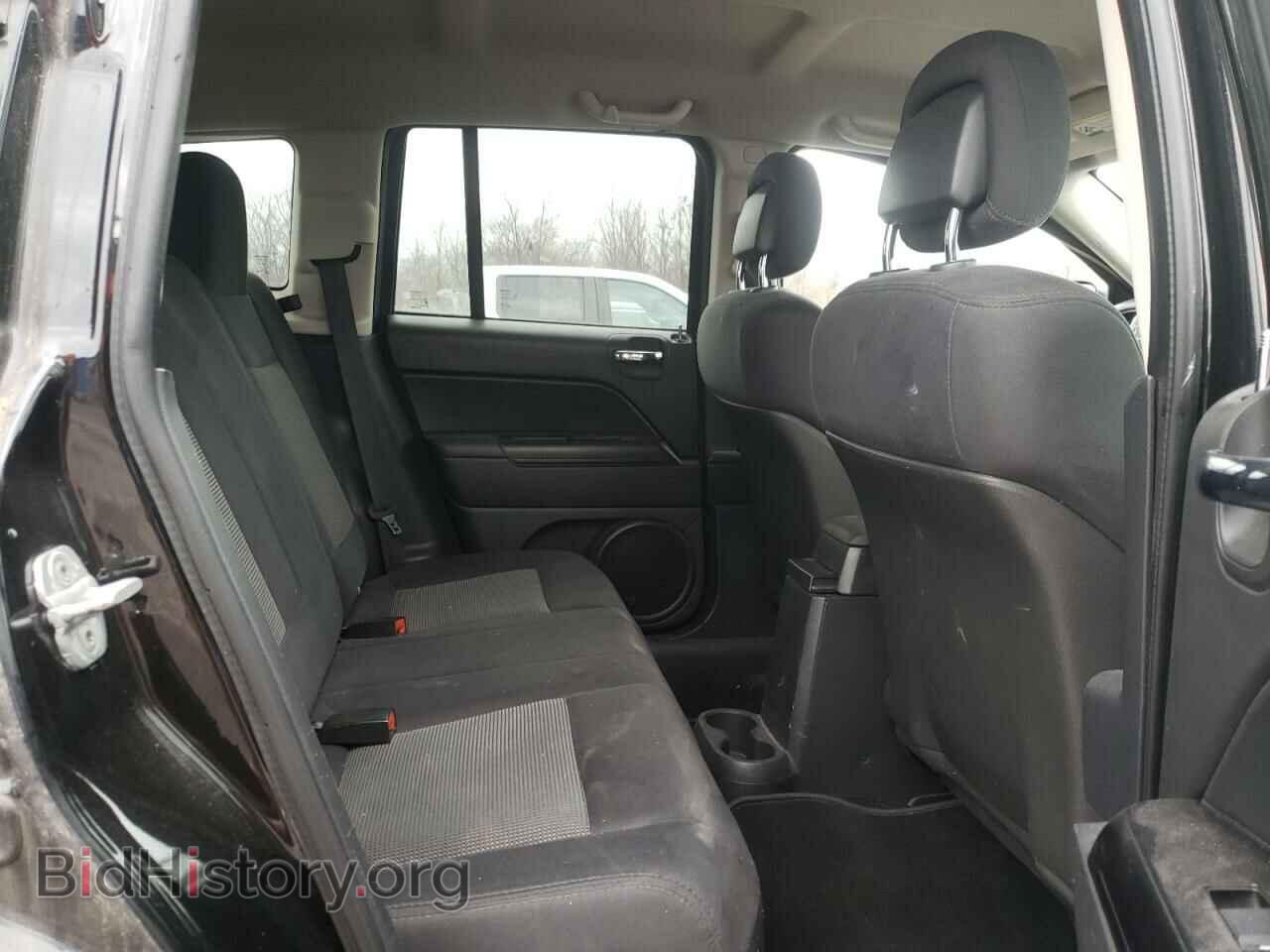 2011 JEEP COMPASS - VIN: 1J4NF1FB1BD152684 - Photo 11