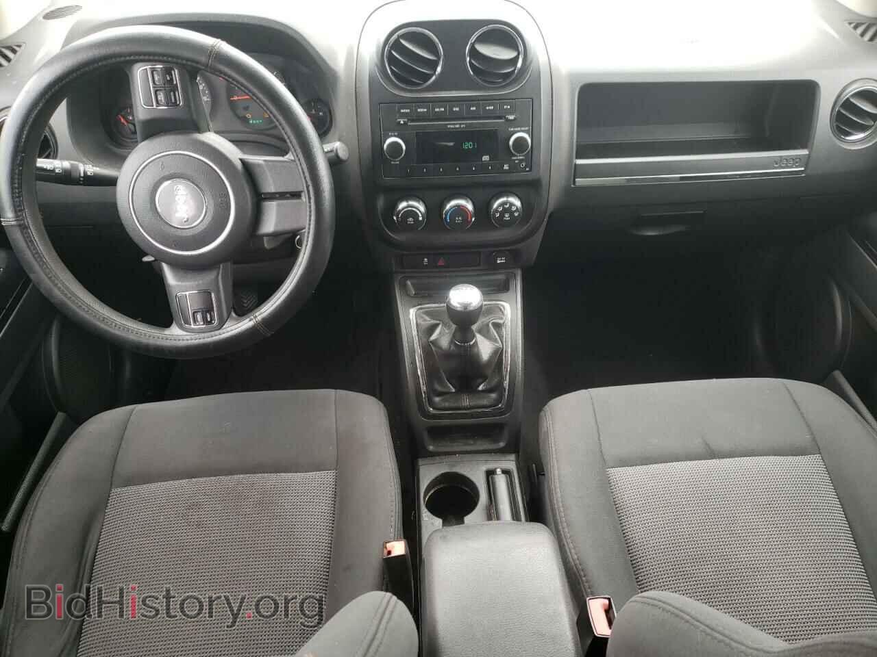 2011 JEEP COMPASS - VIN: 1J4NF1FB1BD152684 - Photo 8