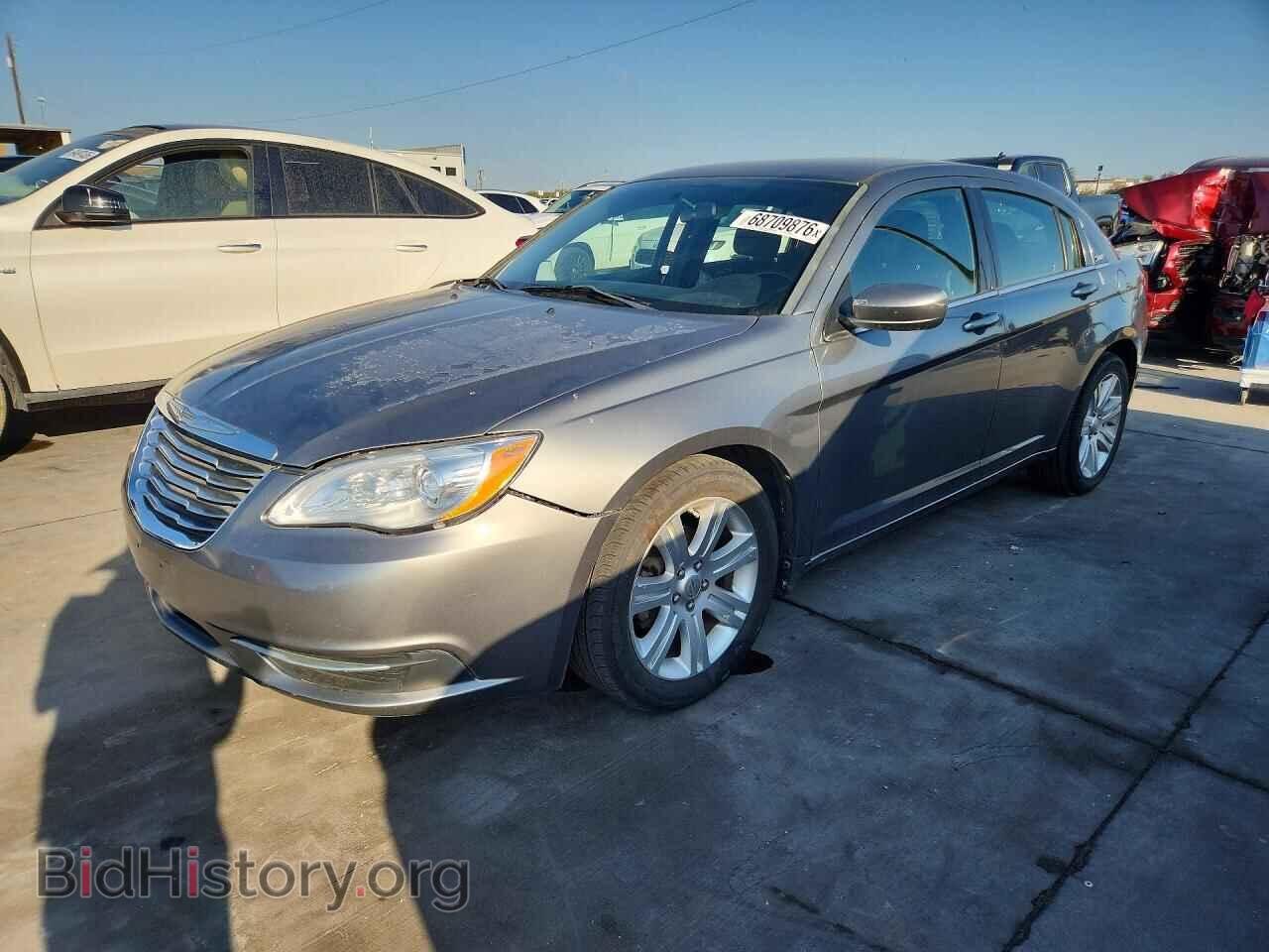 Фотография 1C3CCBBBXDN525112 - CHRYSLER 200 2013