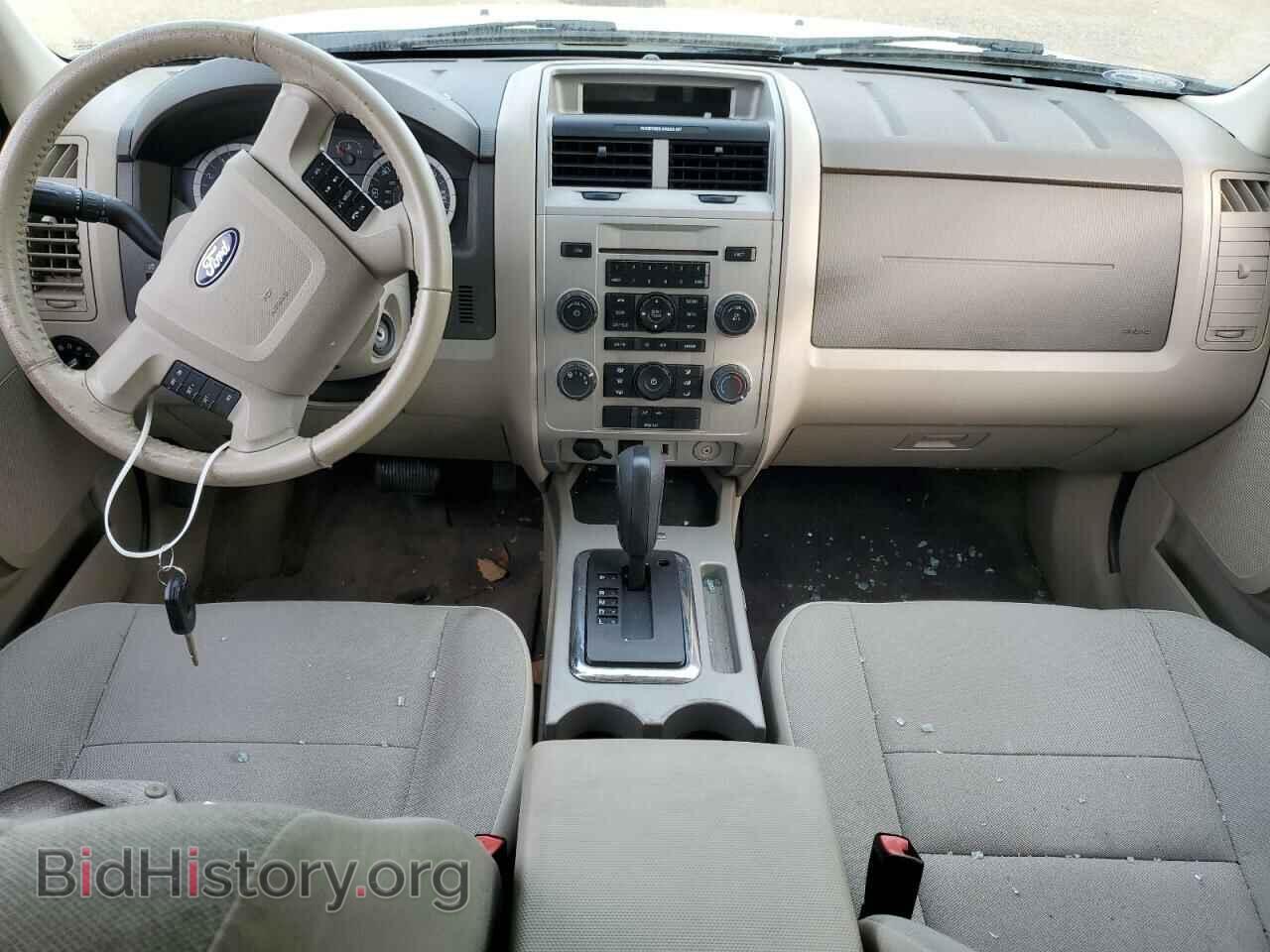 2010 FORD ESCAPE - VIN: 1FMCU0D79AKC15421 - Фото 8