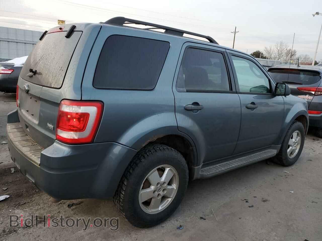 2011 FORD ESCAPE - VIN: 1FMCU9DG0BKC24496 - Фото 3