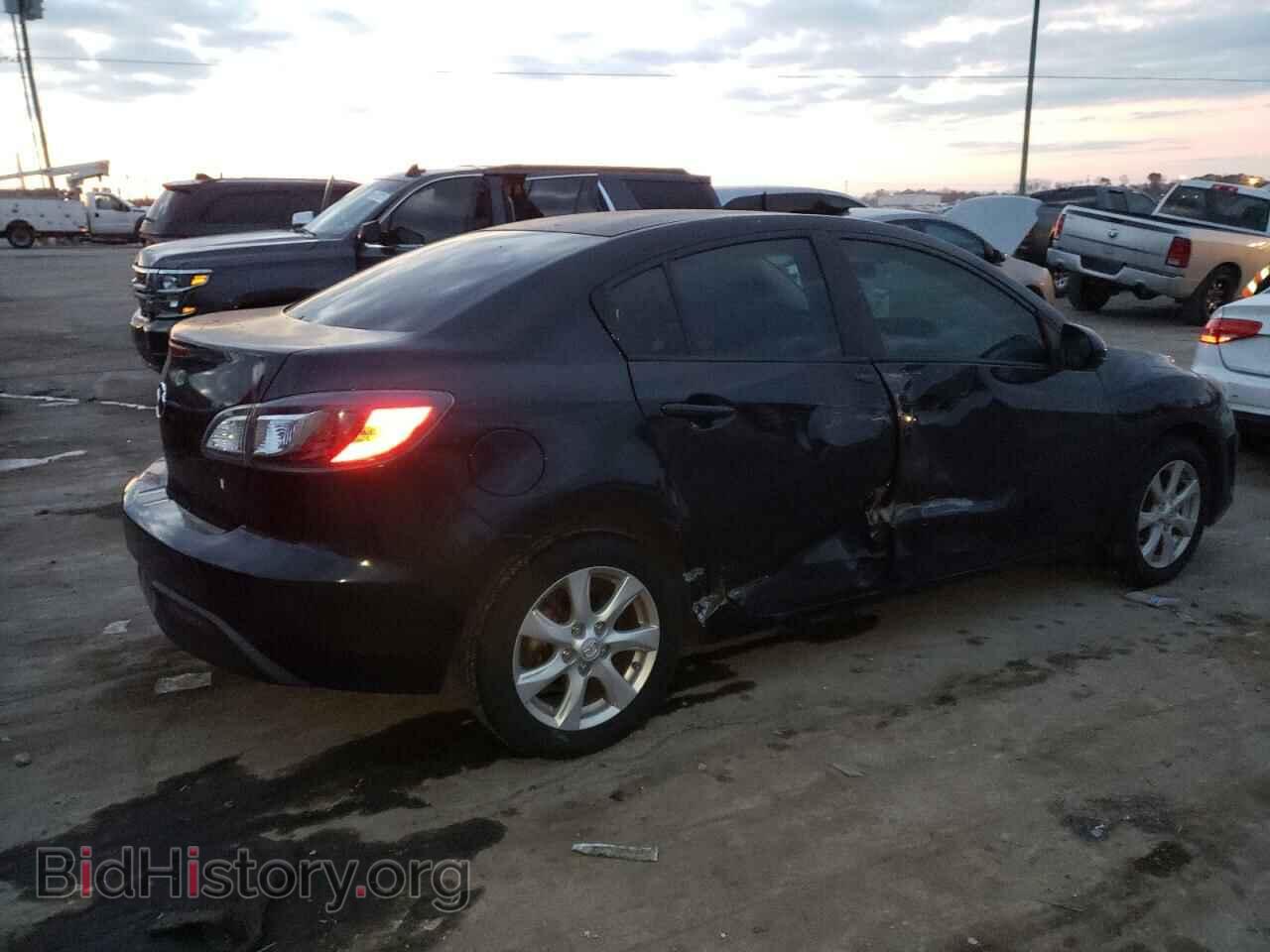 2011 MAZDA 3 - VIN: JM1BL1VF7B1482059 - Фото 3