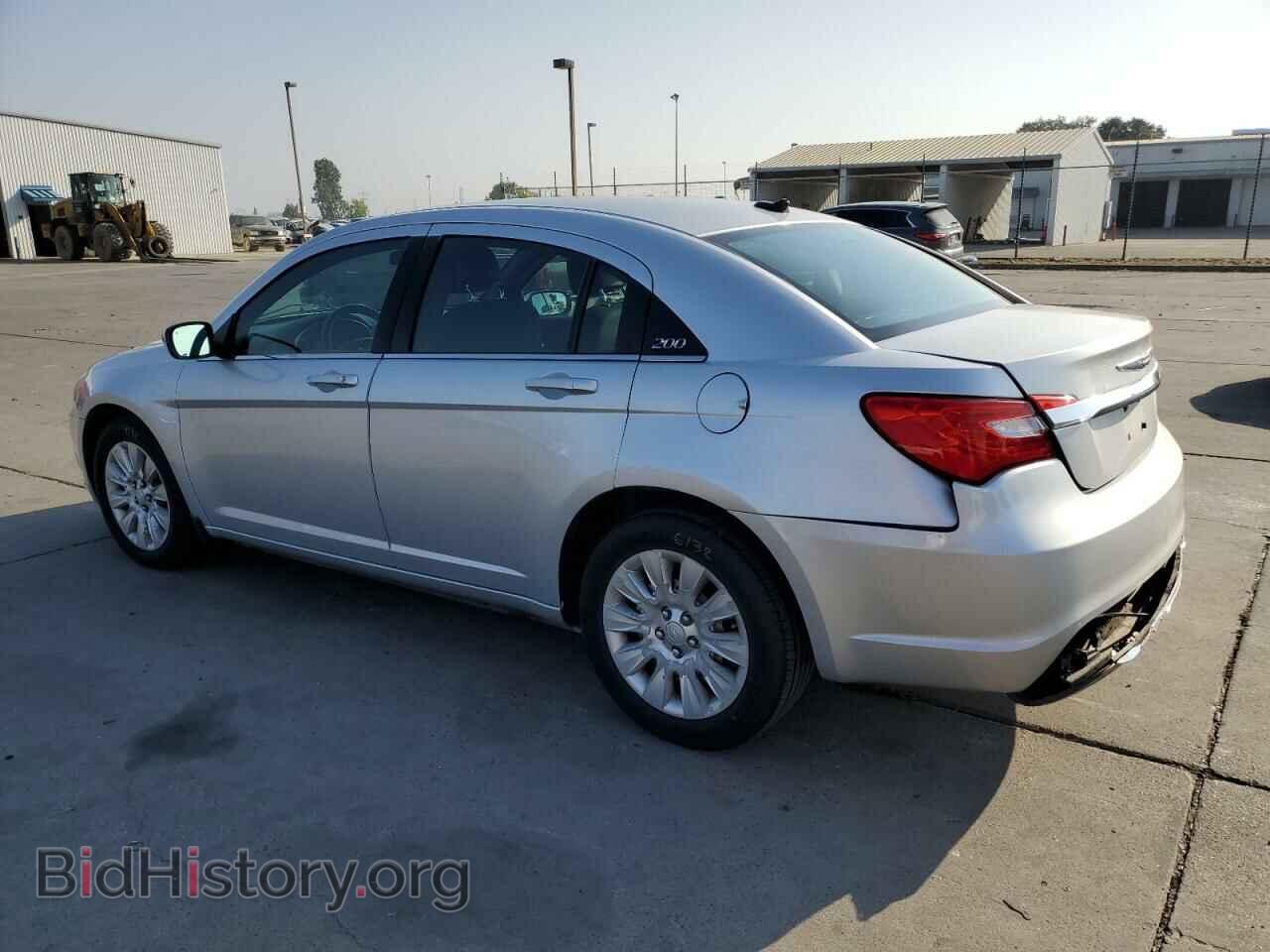 2012 CHRYSLER 200 - VIN: 1C3CCBAB4CN167327 - Фото 2