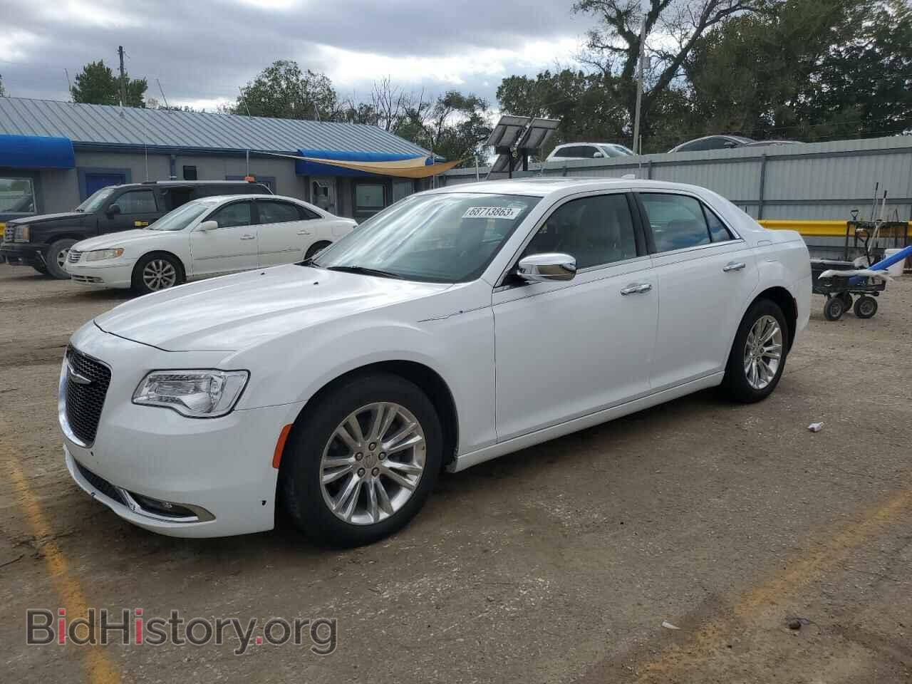 Фотография 2C3CCAEG7HH566359 - CHRYSLER 300 2017