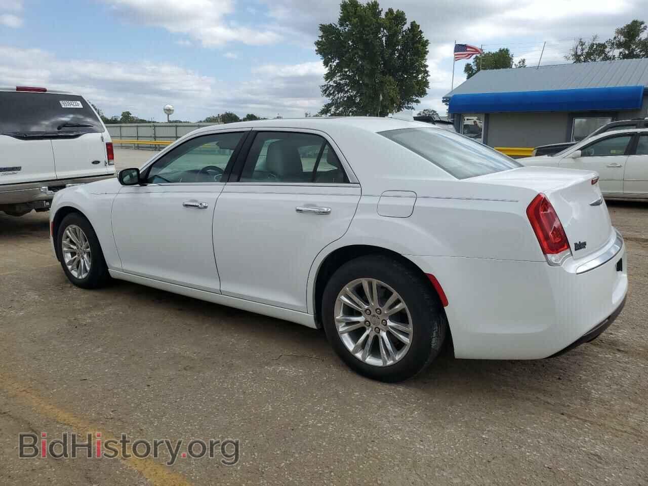 2017 CHRYSLER 300 - VIN: 2C3CCAEG7HH566359 - Фото 2