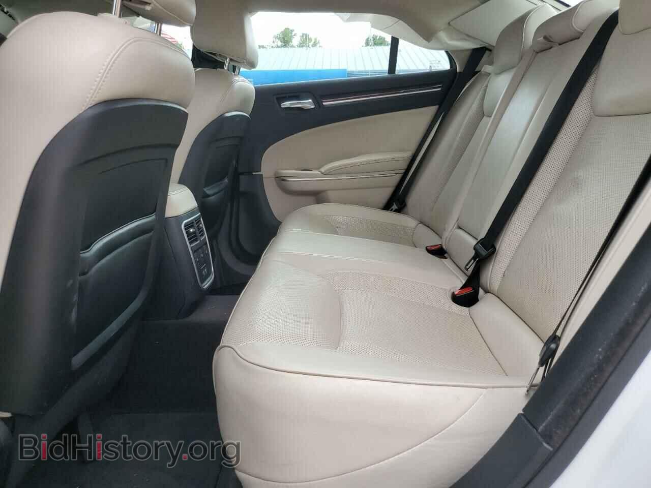 2017 CHRYSLER 300 - VIN: 2C3CCAEG7HH566359 - Фото 10