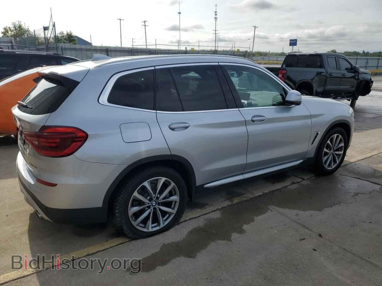 2018 BMW X3 - VIN: 5UXTR9C58JLD69964 - Фото 3