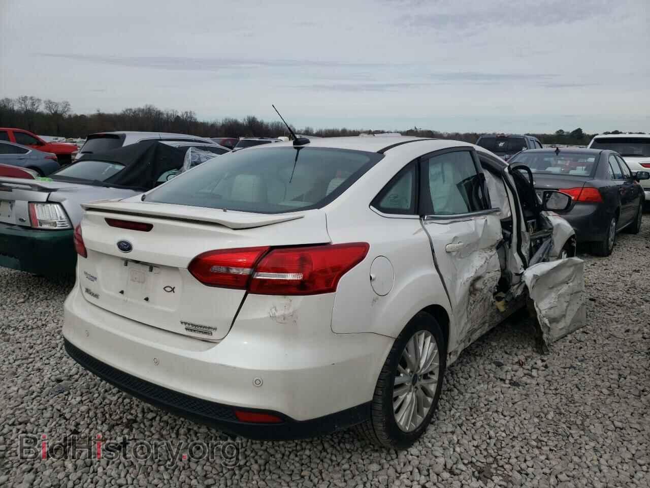 2016 FORD FOCUS - VIN: 1FADP3J29GL383563 - Фото 4