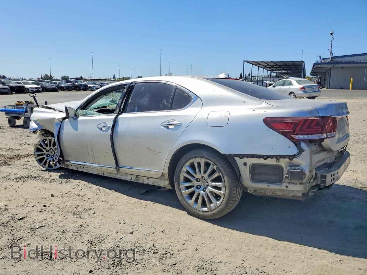 2014 LEXUS LS460 - VIN: JTHBL5EF2E5130283 - Photo 2