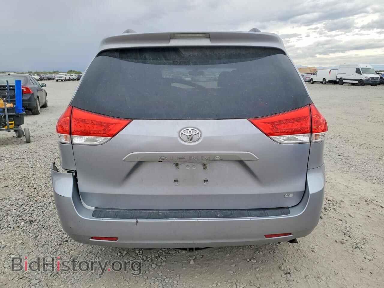 2011 TOYOTA SIENNA - VIN: 5TDKK3DC5BS162876 - Фото 6