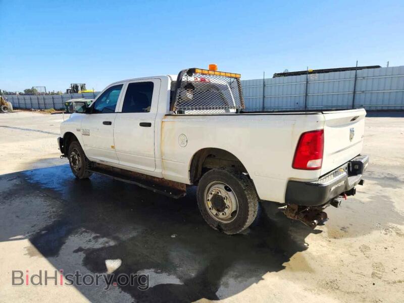 2016 RAM 2500 (VIN 3C6UR5CJ9GG244512) — photo 2 of 13