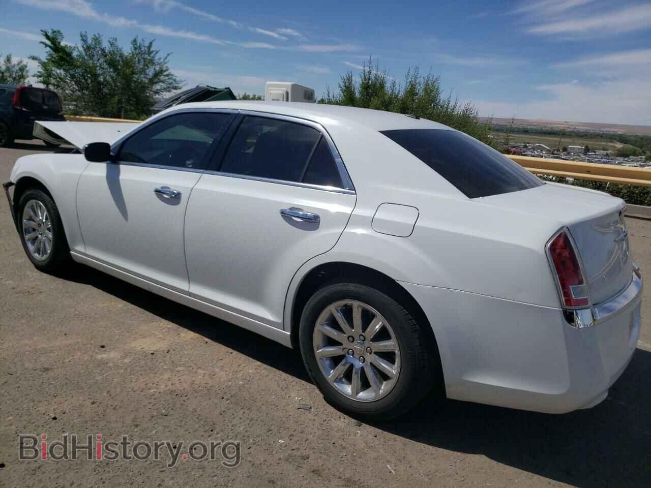 2012 CHRYSLER 300 - VIN: 2C3CCACG9CH138224 - Фото 2