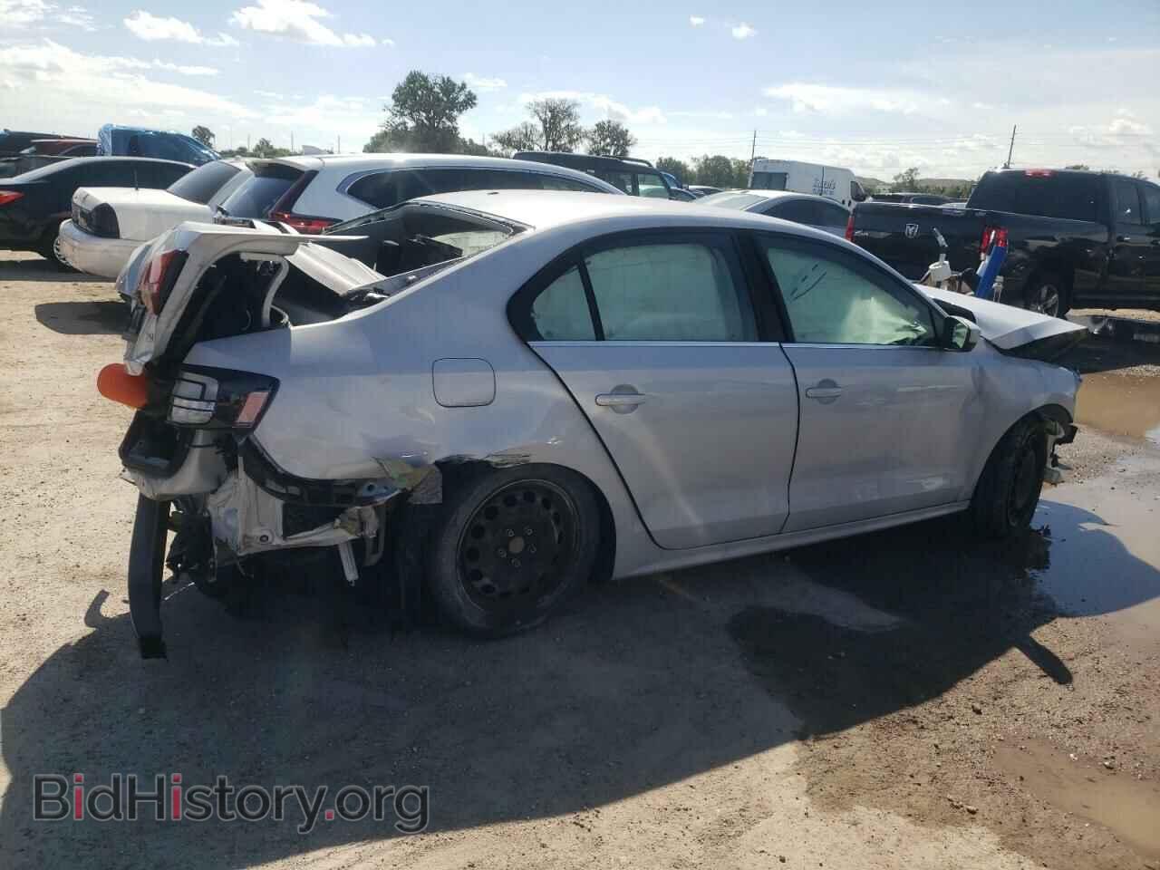 2017 VOLKSWAGEN JETTA - VIN: 3VW2B7AJ8HM369018 - Фото 3