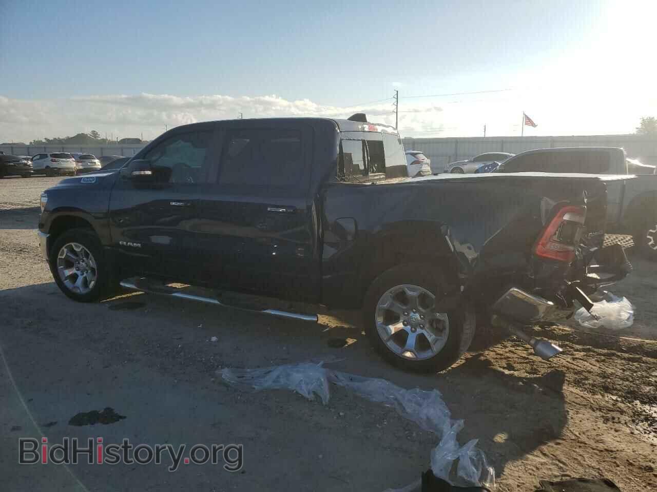 2020 RAM 1500 - VIN: 1C6SRFFT3LN410308 - Фото 2