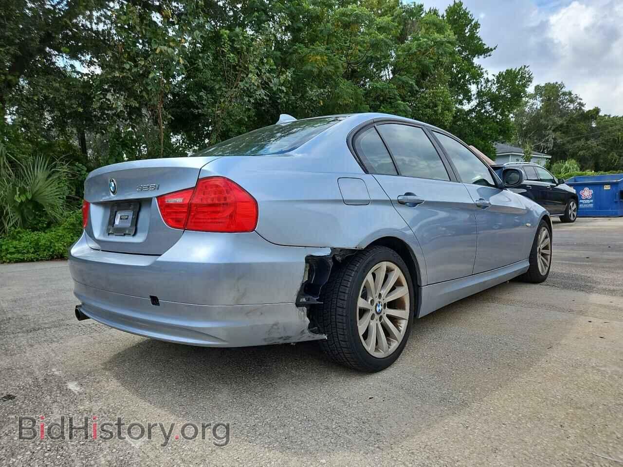 2011 BMW 3 SERIES - VIN: WBAPH7C54BE852121 - Photo 4