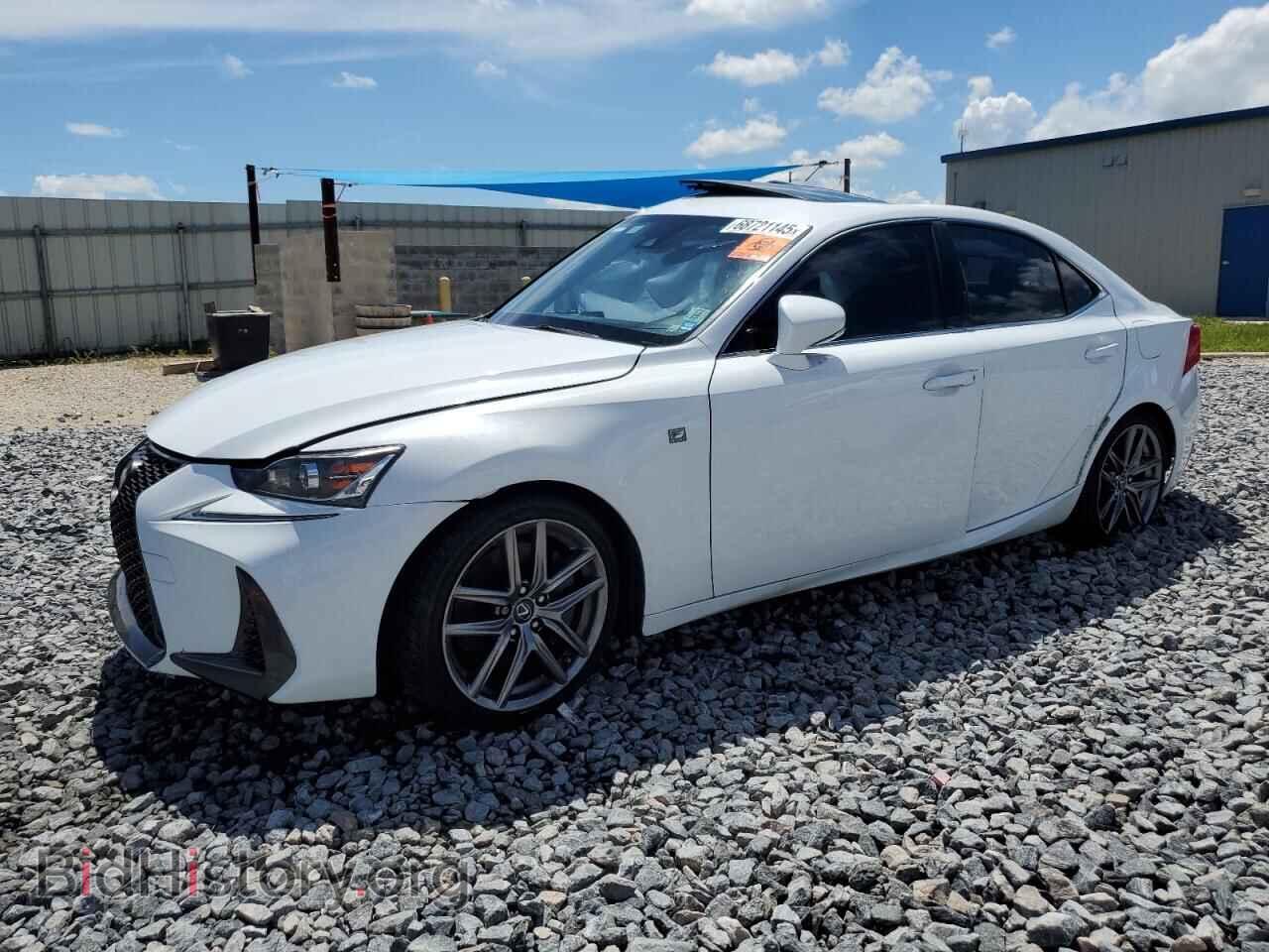 Photo JTHBZ1D2XJ5032182 - LEXUS IS 2018