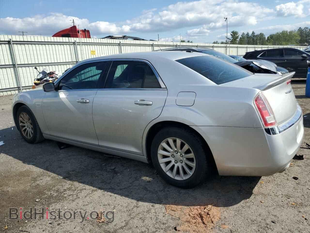 2012 CHRYSLER 300 - VIN: 2C3CCAAG9CH227519 - Photo 2