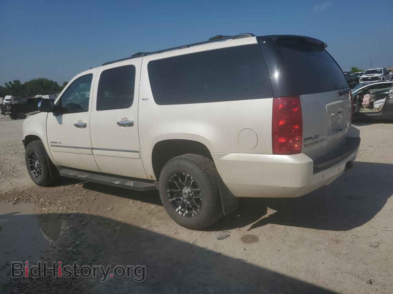 2011 GMC YUKON - VIN: 1GKS2KE32BR197094 - Фото 2